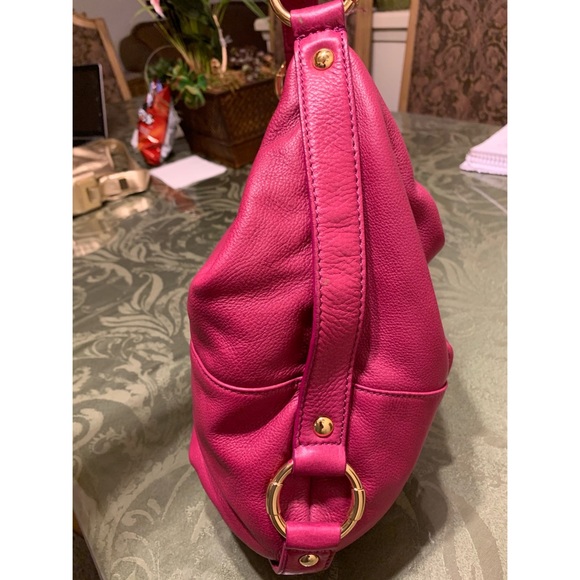 Michael Kors Fulton Fushia Large Leather Bag - Picture 7 of 11